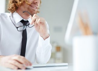 Strategieentwicklung – Die drei wichtigsten Denk- und Strategie-Schulen Strategieentwicklung - Die drei wichtigsten Denk- und Strategie-Schulen