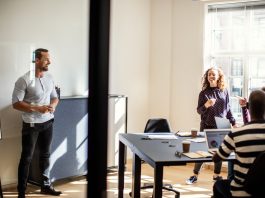 Agile Strategieumsetzung mit dem Managementsystem Hoshin Kanri Agile Strategieumsetzung mit dem Managementsystem Hoshin Kanri