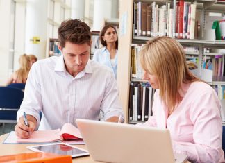 Durch Weiterbildung Erfolg im Beruf Durch Weiterbildung Erfolg im Beruf