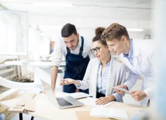 Mit Szenarien neue Unternehmensstrategien entwickeln Mit Szenarien neue Unternehmensstrategien entwickeln