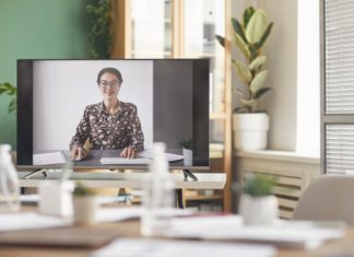 Eine souveräne Online-Rede halten - 10 Tipps