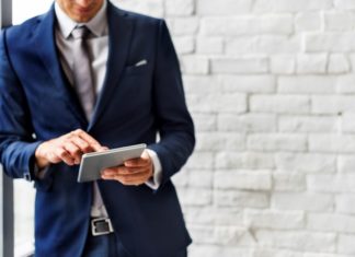 Querdenker, Spinner oder Verschwörungstheoretiker? Querdenker, Spinner oder Verschwörungstheoretiker