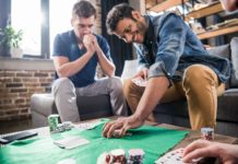 Pokerfähigkeiten, die Ihnen helfen können, die Karriereleiter zu erklimmen Pokerfähigkeiten, die Ihnen helfen können, die Karriereleiter zu erklimmen