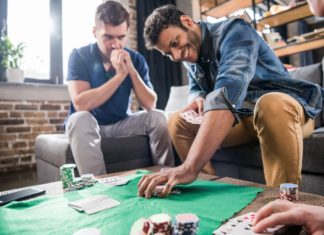 Pokerfähigkeiten, die Ihnen helfen können, die Karriereleiter zu erklimmen Pokerfähigkeiten, die Ihnen helfen können, die Karriereleiter zu erklimmen