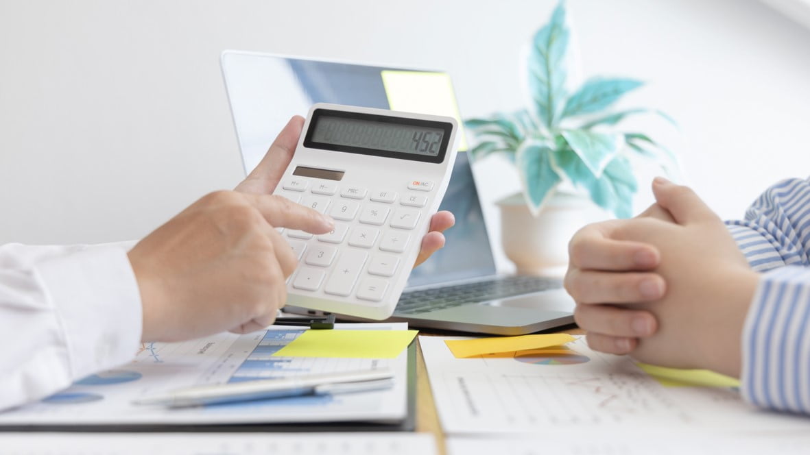 Compensation & Benefits: Den Mitarbeitern ihren Kaufkraftverlust ausgleichen