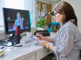 Die Videoberatung von Arbeitsuchenden etablieren