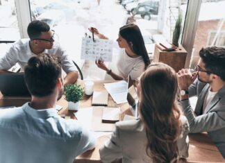 Der Schlüssel zu effektiver Kommunikation Der Schlüssel zu effektiver Kommunikation