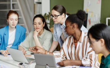 Wie Unternehmen einen makabren psychologischen Effekt nutzen, um ihre Fluktuation zu senken Wie Unternehmen einen makabren psychologischen Effekt nutzen