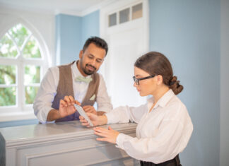 Das Servicegeschäft auf- und ausbauen Das Servicegeschäft auf- und ausbauen