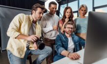 Führungskräfte sind beim Forcieren des KI-Einsatzes eher zögerlich